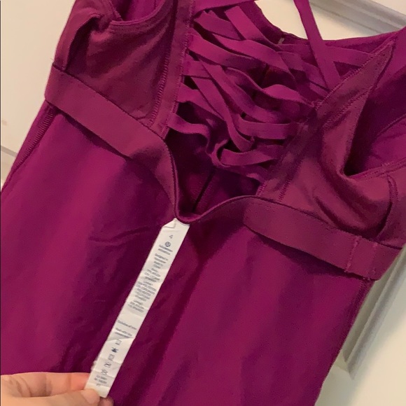 Built in bra tank - Picture 4 of 5